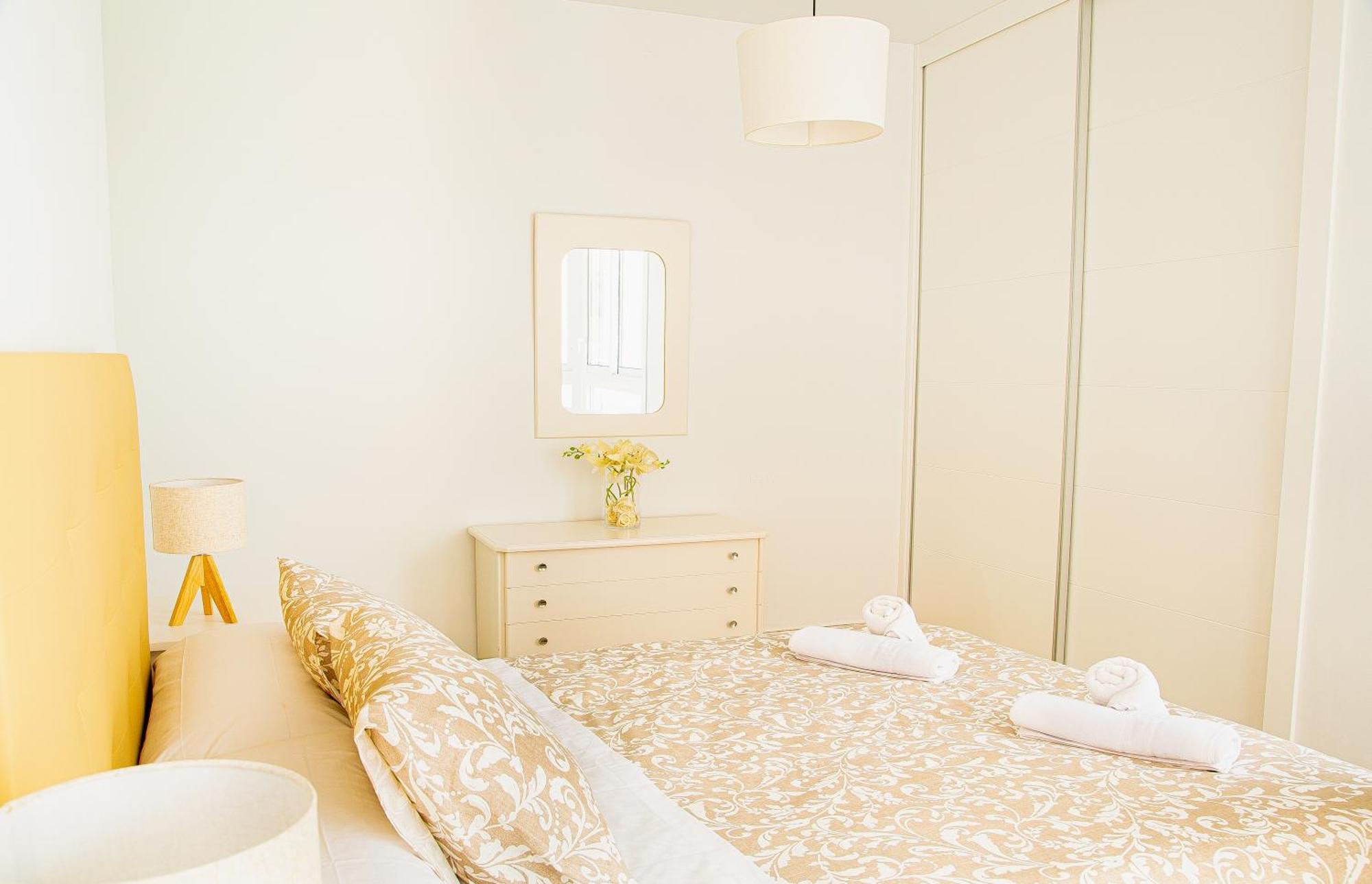 1ª Linea De Playa Marbell Center Appartement Marbella Buitenkant foto